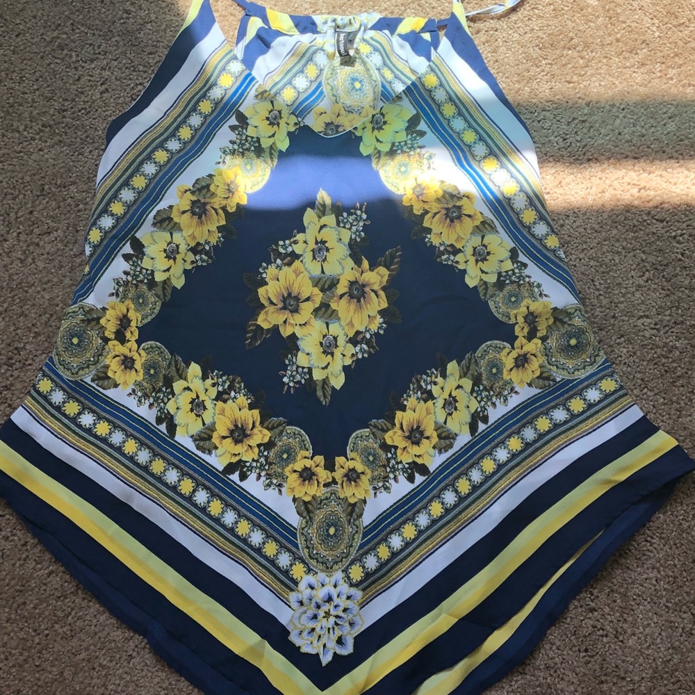 Multi colored top